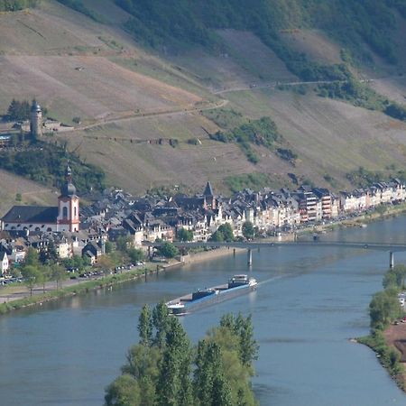 Weingut Helmut Barzen Διαμέρισμα Zell an der Mosel Εξωτερικό φωτογραφία
